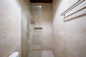 Bathroom Vl 031 02