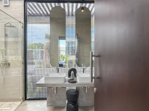 Bathroom Vl 040 04
