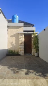 Entrance Vl 028 01